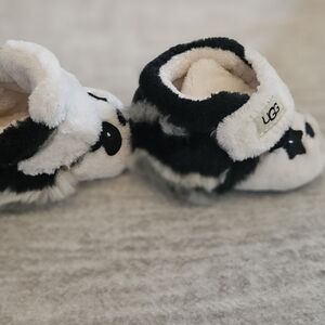 Ugg newborn baby slippers